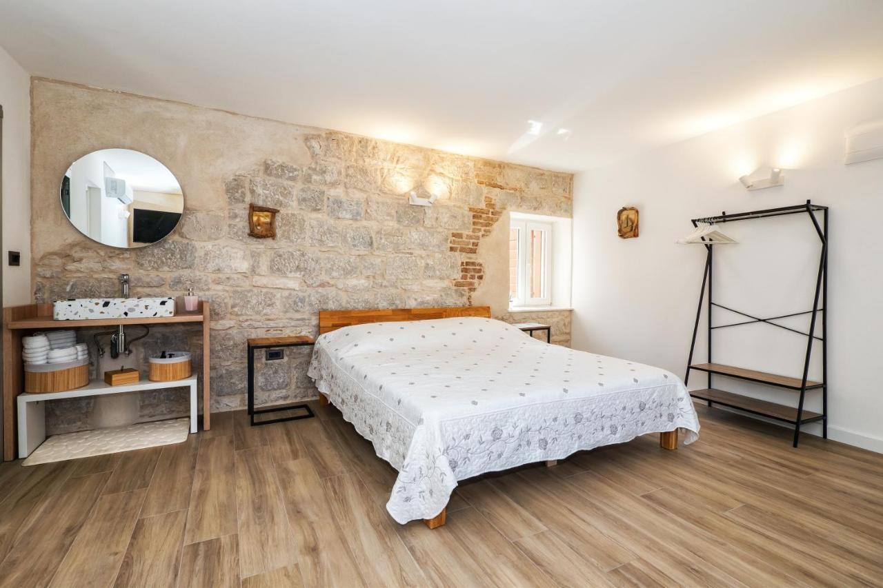 Sweet Rooms Luri Split Exterior photo
